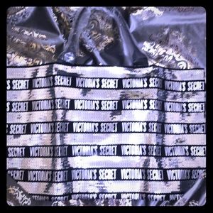 Vs black canvas sequin bag w/ mini clutch